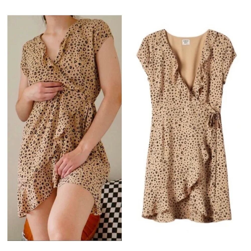 Aritzia Sunday Best Savoy Wrap